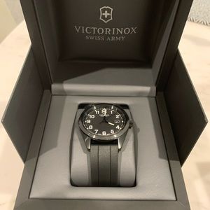 Victorinox Swiss Army Watch NEW